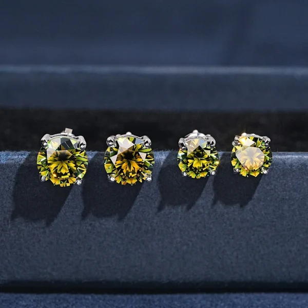 4-prongs-colored-moissanite-stud-earrings